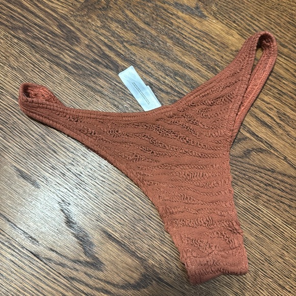 Rust Bikini Set - Picture 3 of 3